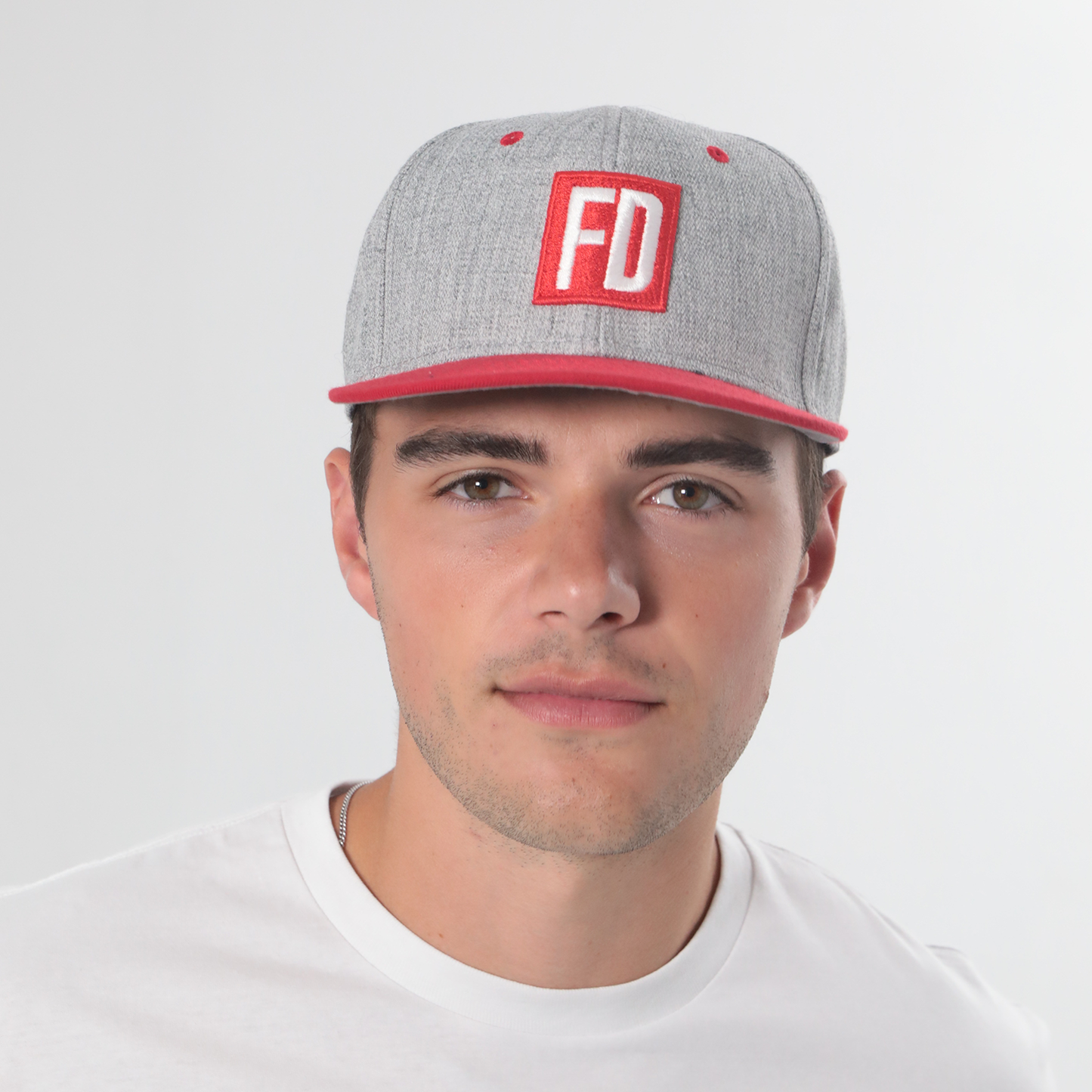 FD - Heather Grey / Red Bill Snapback